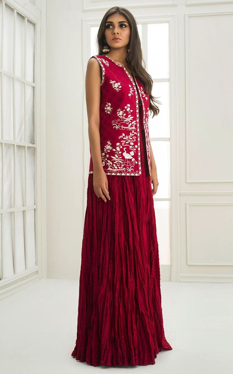 Picture of Sleeveless embroidered jacket with peshwas